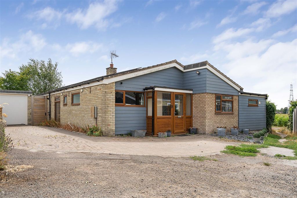 Property photo 1 of 37 41_88826.Jpg