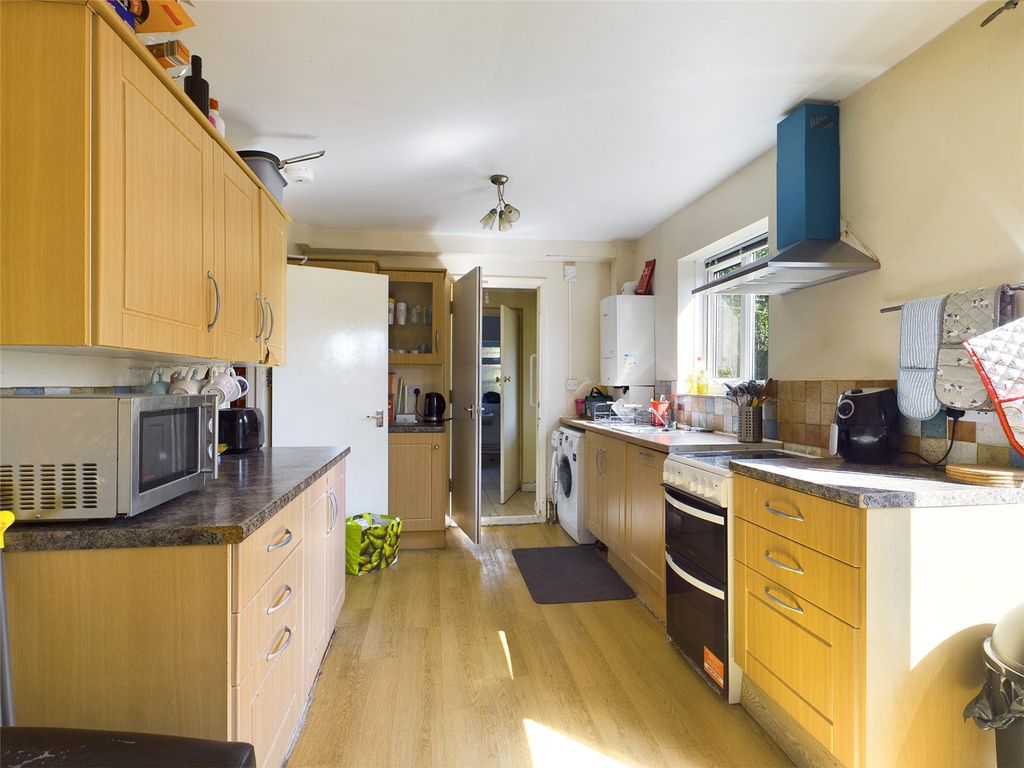 Property photo 1 of 15 Kitchen