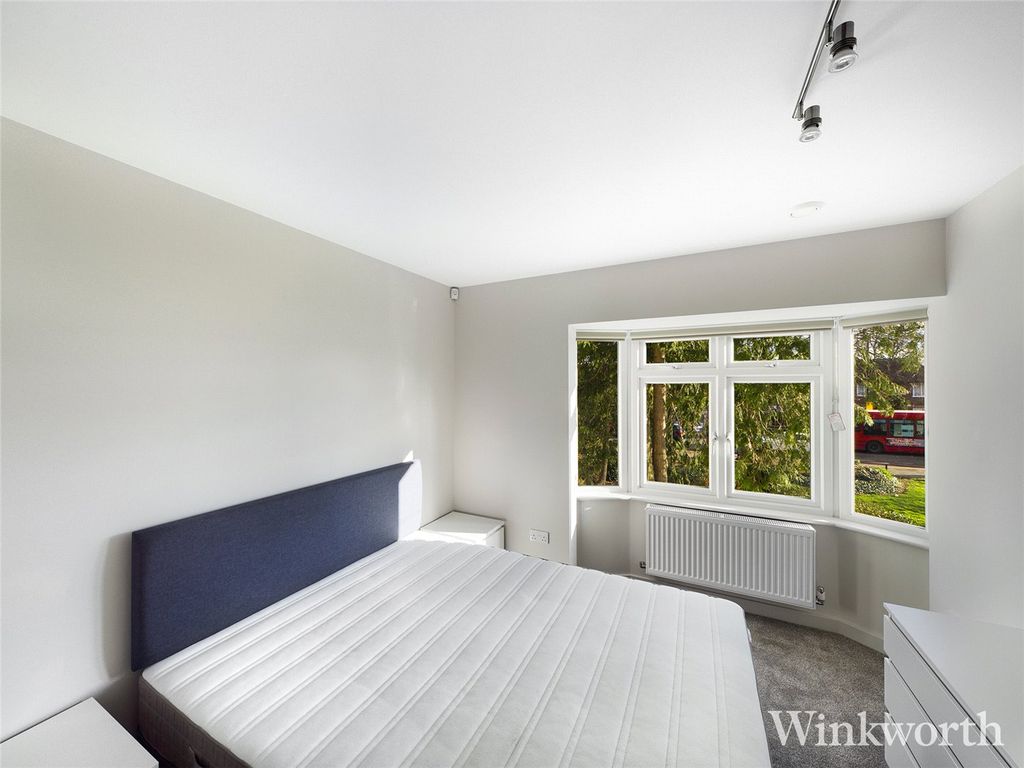 Property photo 2 of 7 Picture No. 01