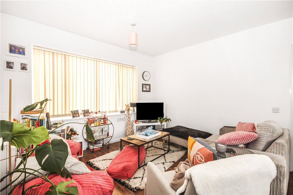 Property photo 1 of 12 Reception