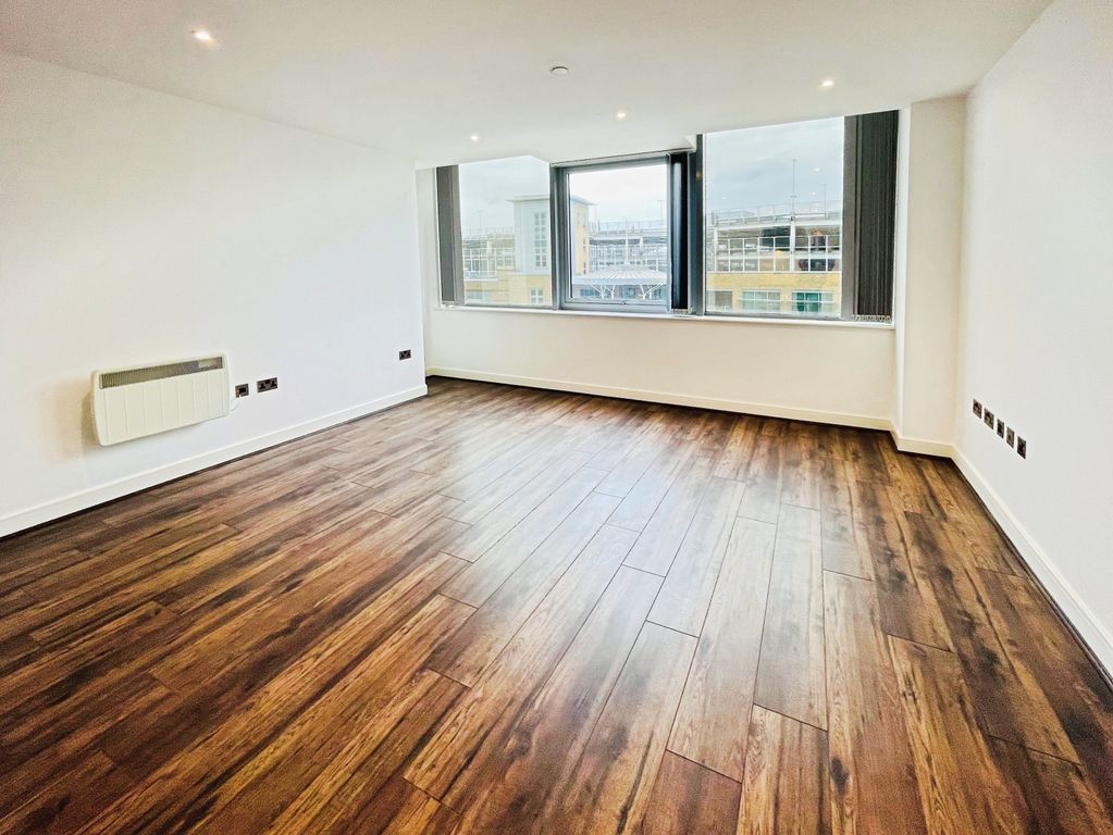 Property photo 2 of 7 Lounge/Dining Room