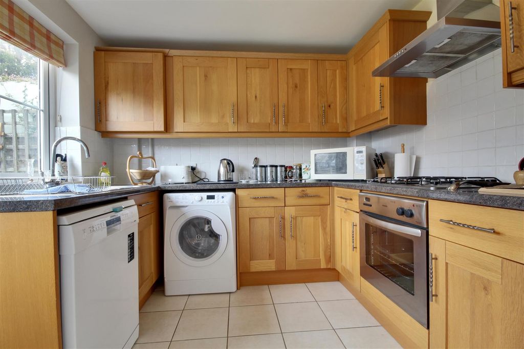 Property photo 3 of 13 Kitchen.Jpg