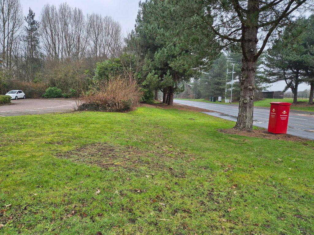 Property photo 2 of 3 Entrance