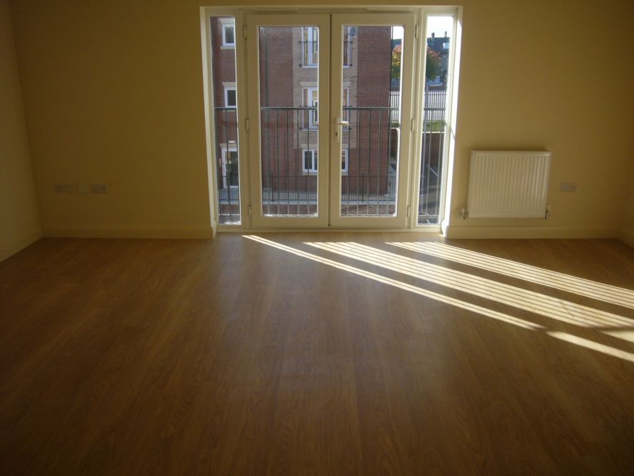 Property photo 2 of 4 Lounge/Dining Room