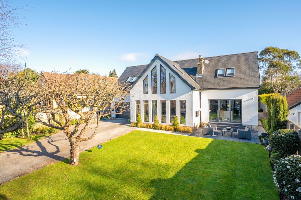 Property photo 1 of 25