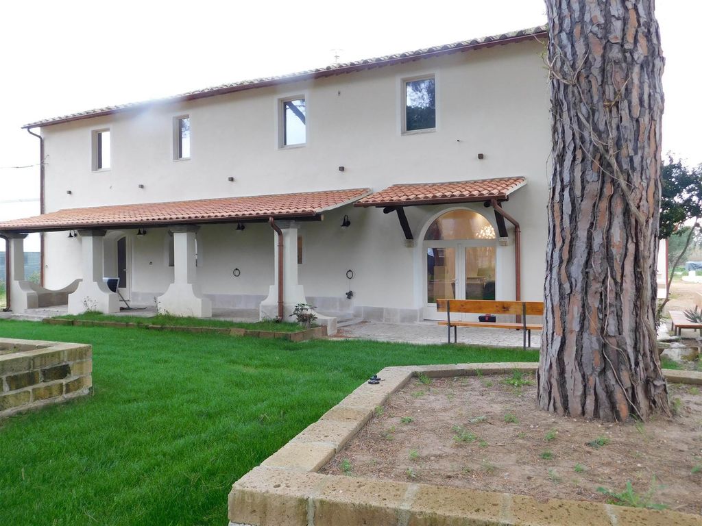 Property photo 1 of 30