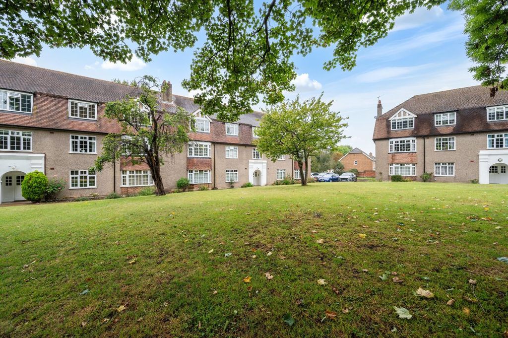 Property photo 1 of 14 Grange Mansions,  (12).Jpg