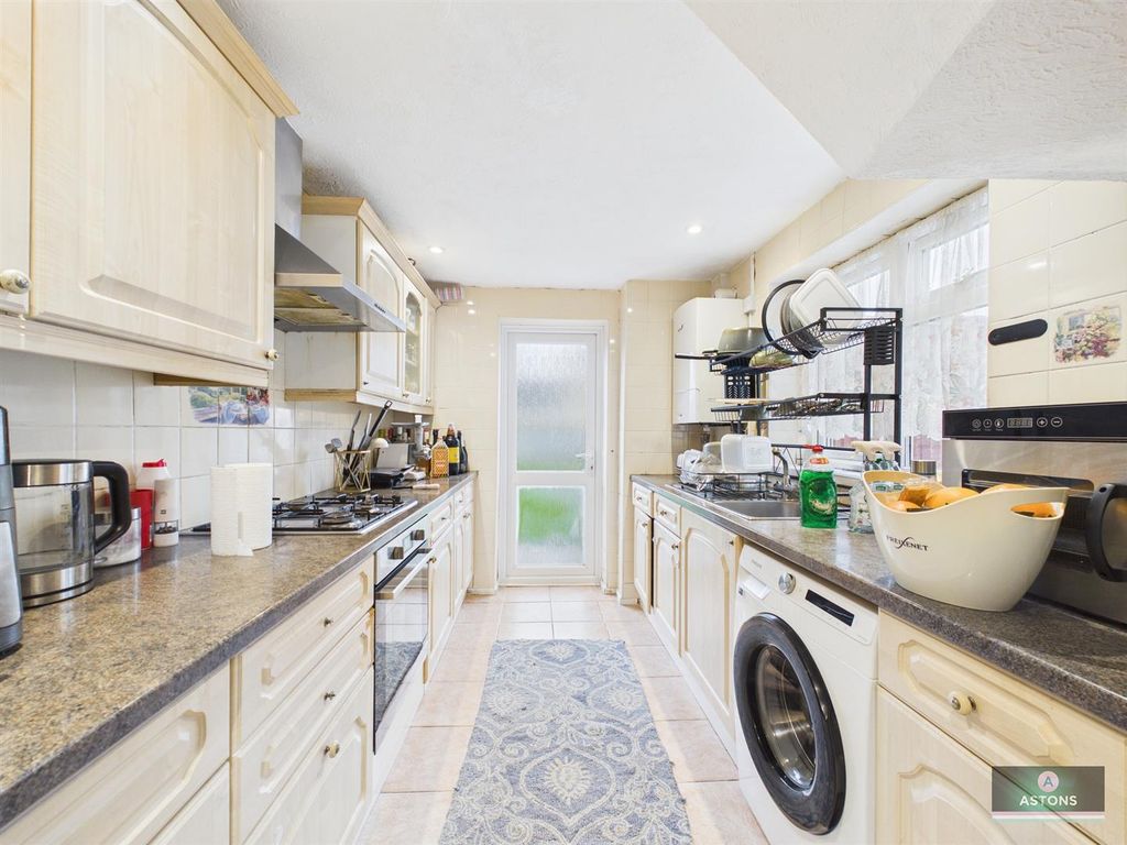 Property photo 2 of 10 Cam02067G0-Pr0198-Still003.Jpg