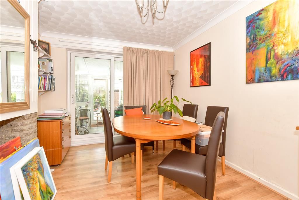 Property photo 3 of 10 Dining Room