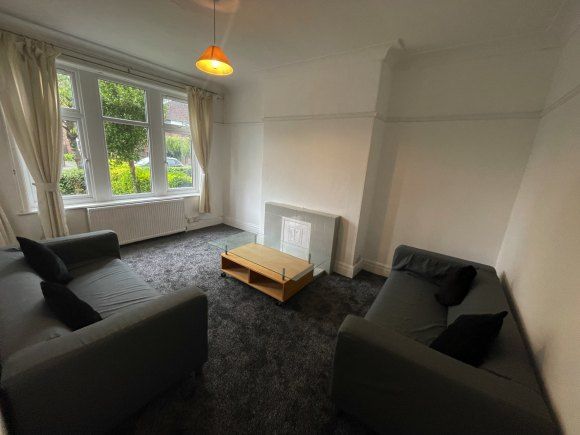 Property photo 2 of 13 7609393.Jpg