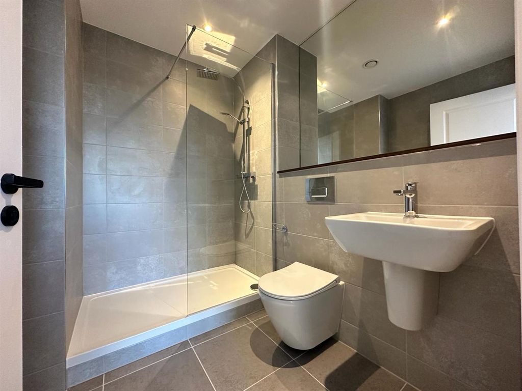 Property photo 3 of 10 Img-20240416-Wa0006.Jpg