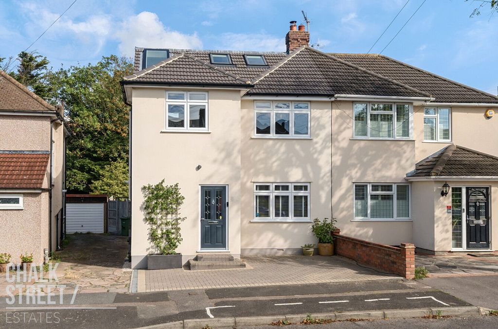 Property photo 1 of 21