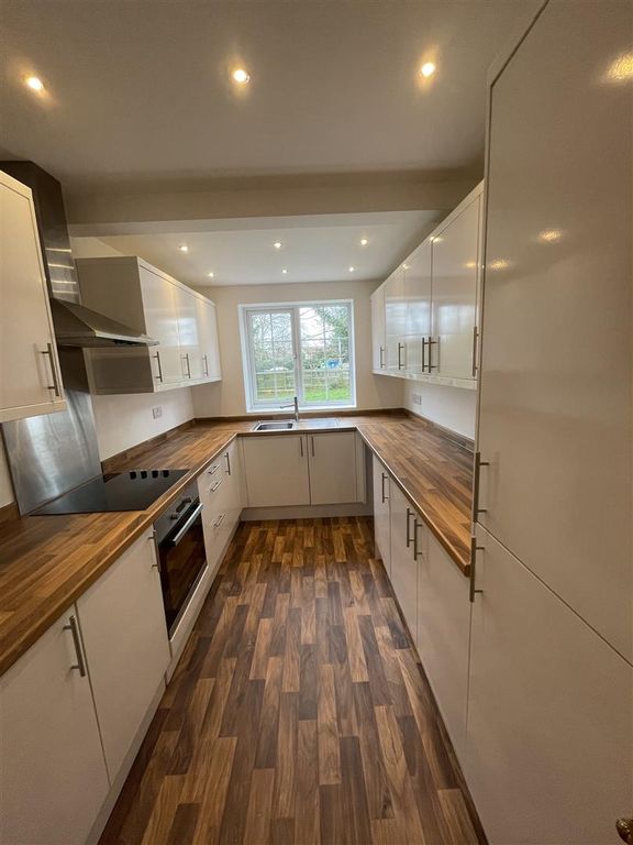 Property photo 1 of 6 Img_4539 Kitchen.Jpg
