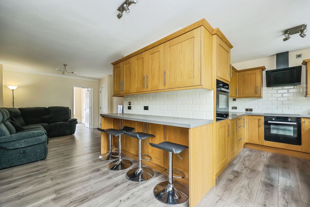 Property photo 2 of 15 Kitchen/Diner