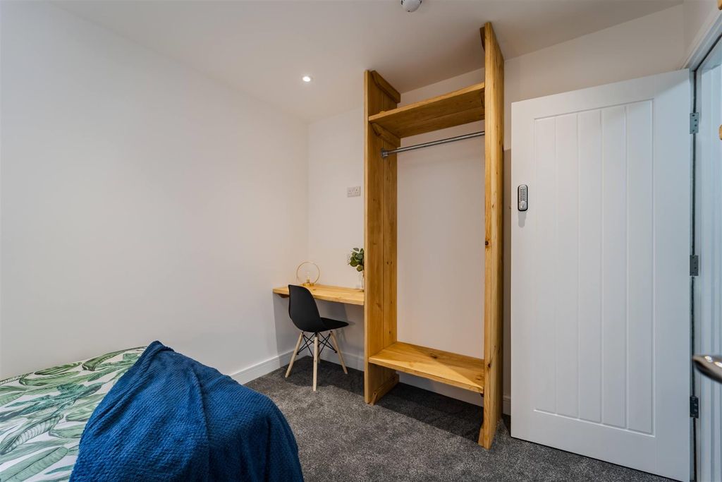 Property photo 3 of 8 020-Dsc00631-Hdr - Copy.Jpg