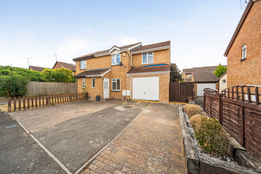 Property photo 1 of 12 151196312
