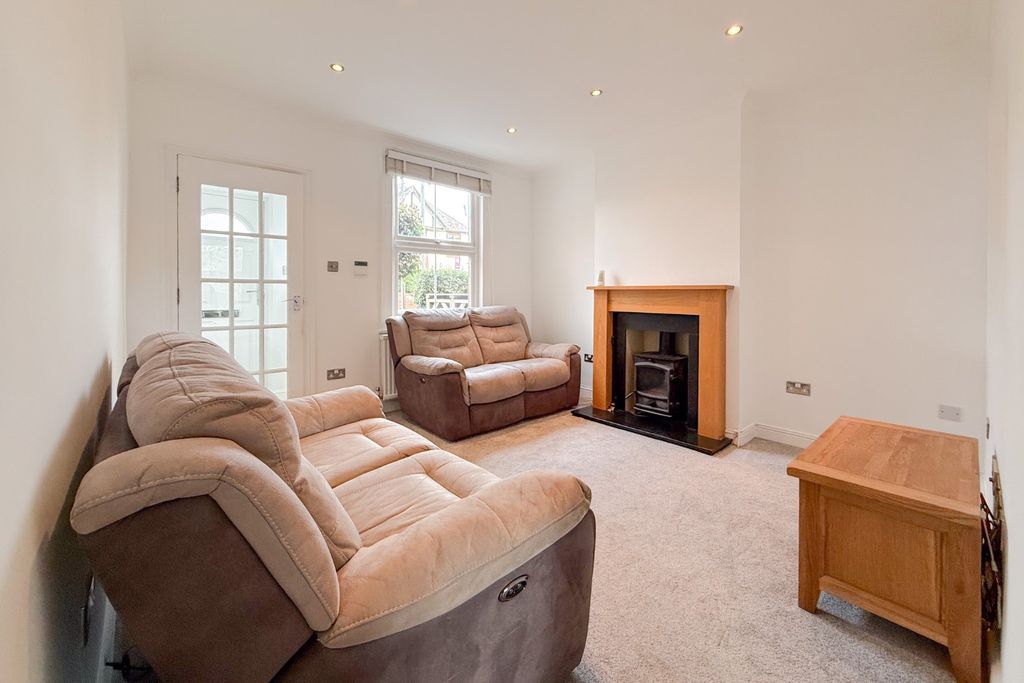 Property photo 3 of 15 5526785