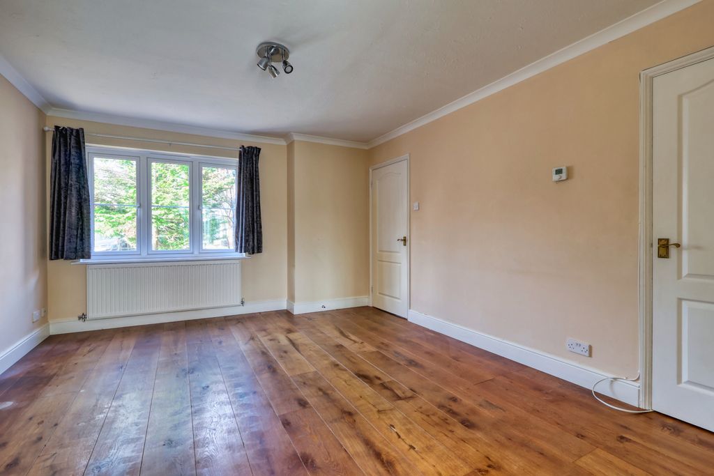 Property photo 2 of 12 Picture No. 06