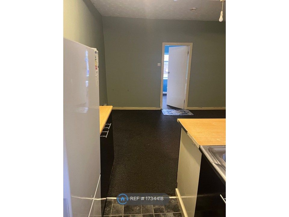 Property photo 3 of 3