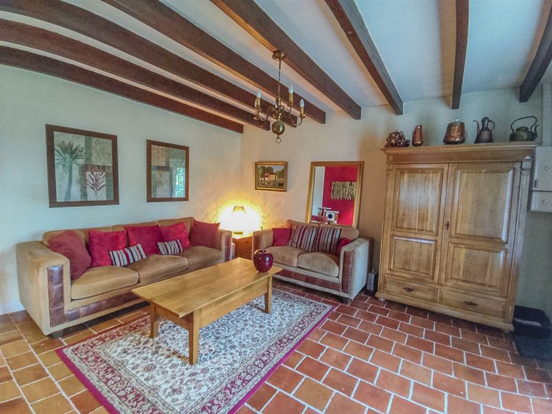 Property photo 3 of 26