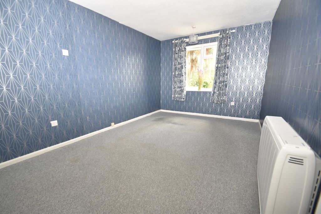 Property photo 2 of 10 Seddons Tiverton