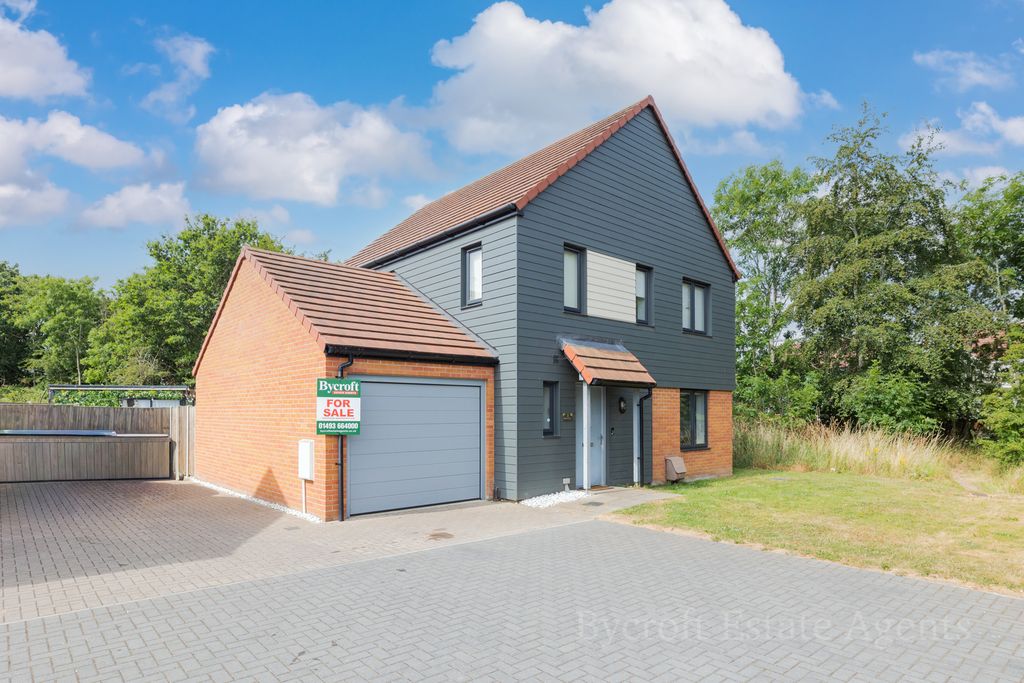Property photo 1 of 19