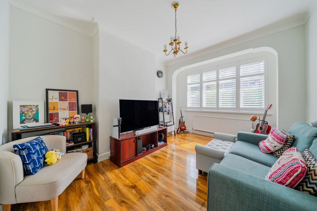Property photo 2 of 12 1510520-4-6A85c3A...