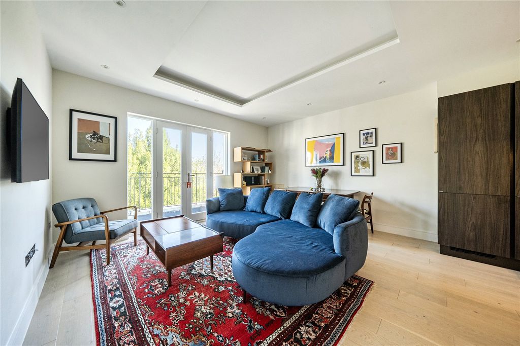 Property photo 2 of 12 Picture No. 15