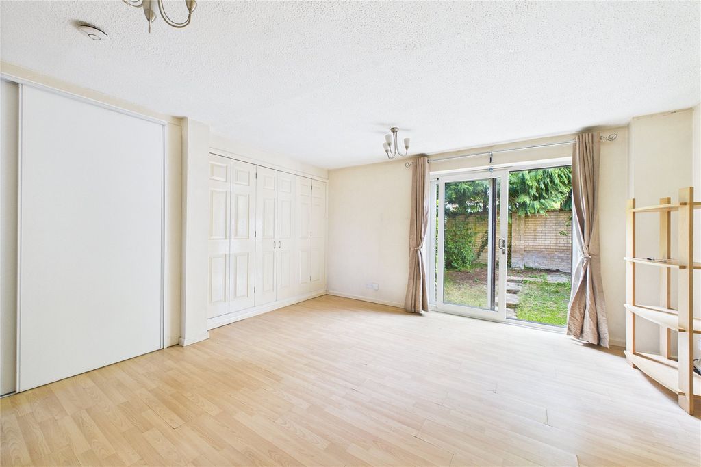 Property photo 3 of 11 Picture No. 05