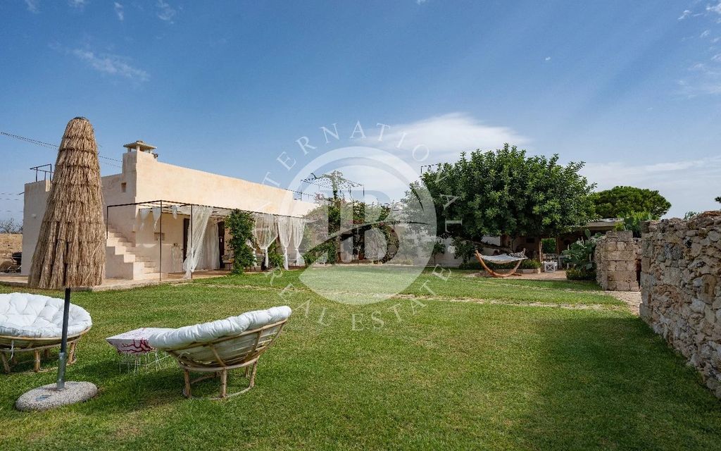 Property photo 2 of 29