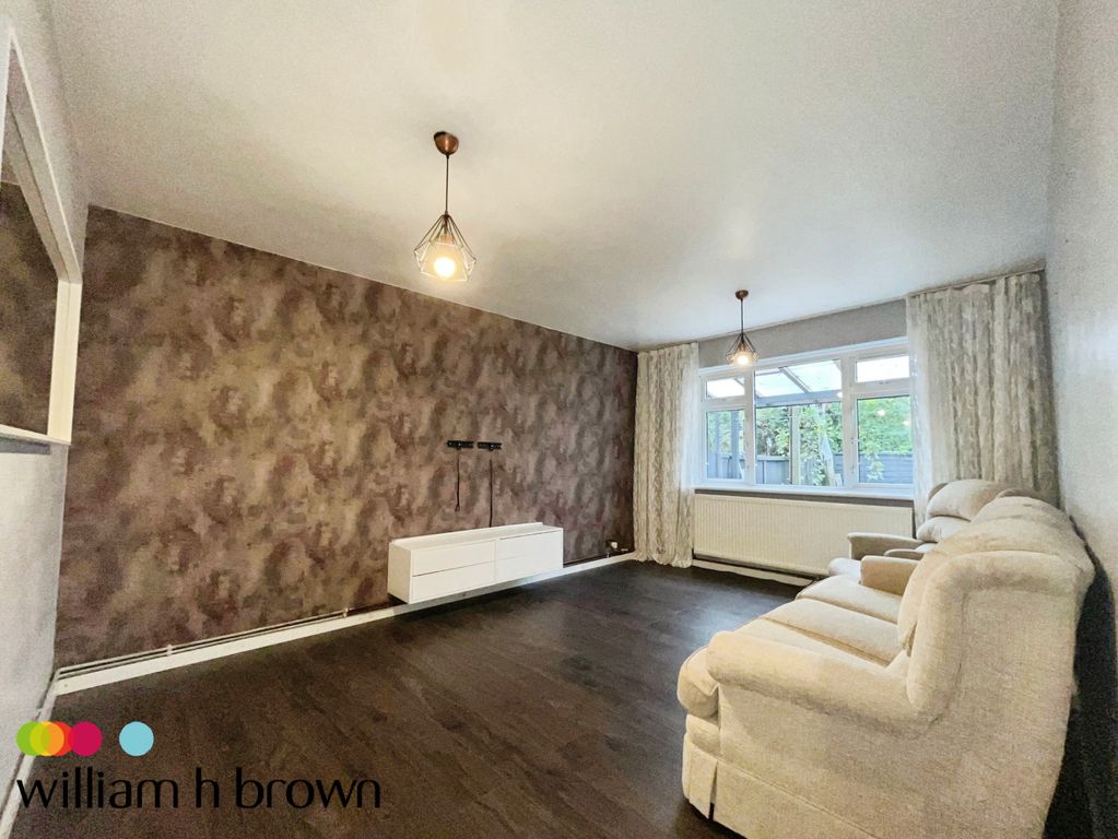 Property photo 2 of 9 Living Room