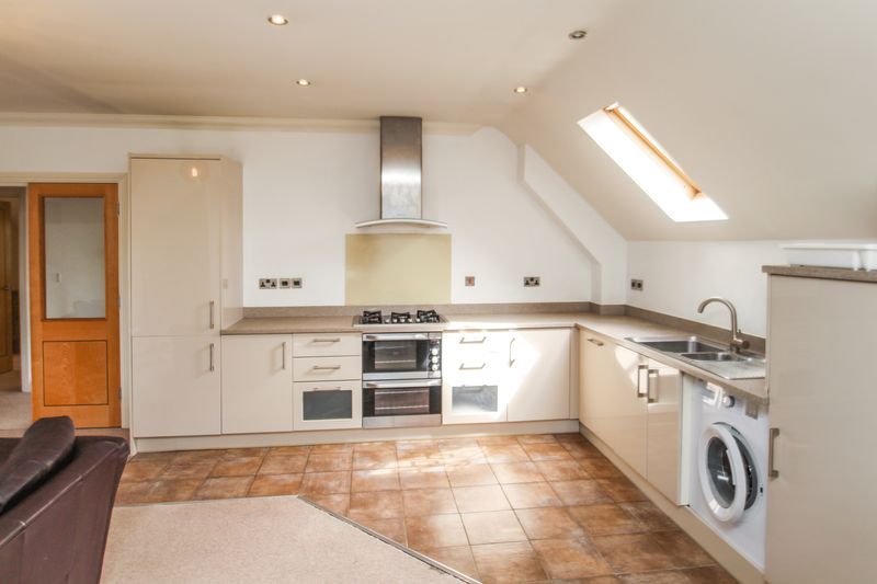 Property photo 2 of 11 Photo 9