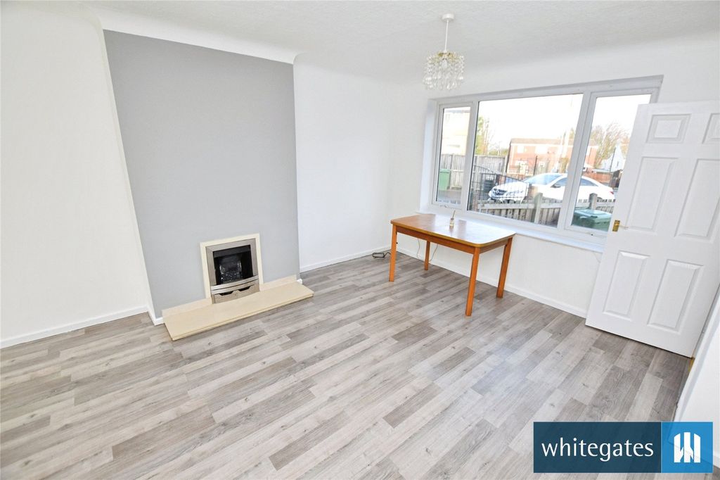 Property photo 3 of 8 Picture No. 16