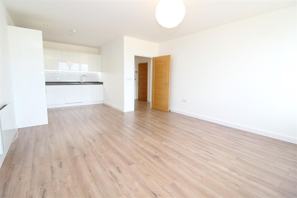 Property photo 3 of 9 Img_8609.Jpg