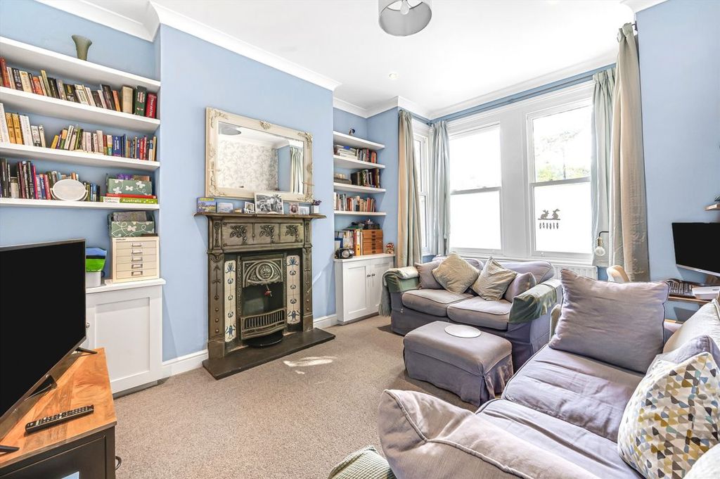 Property photo 2 of 7