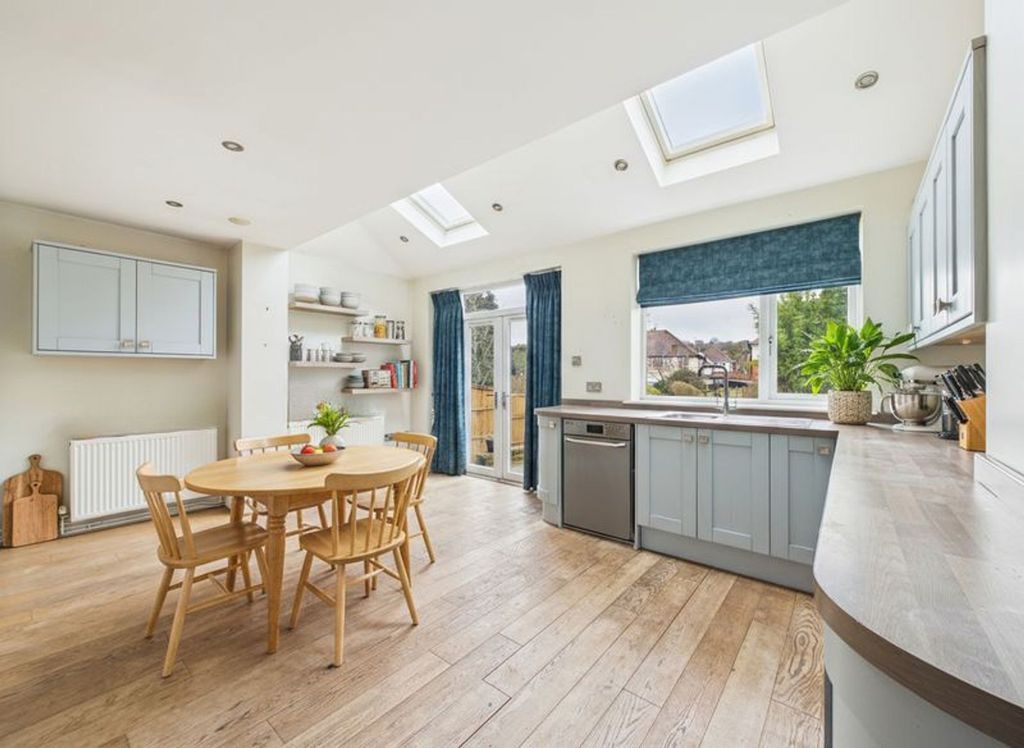 Property photo 2 of 20 Dining Kitchen (Virtually Furnished)
