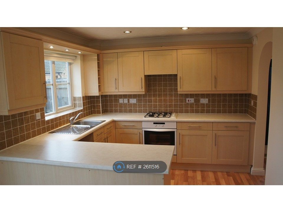 Property photo 3 of 18