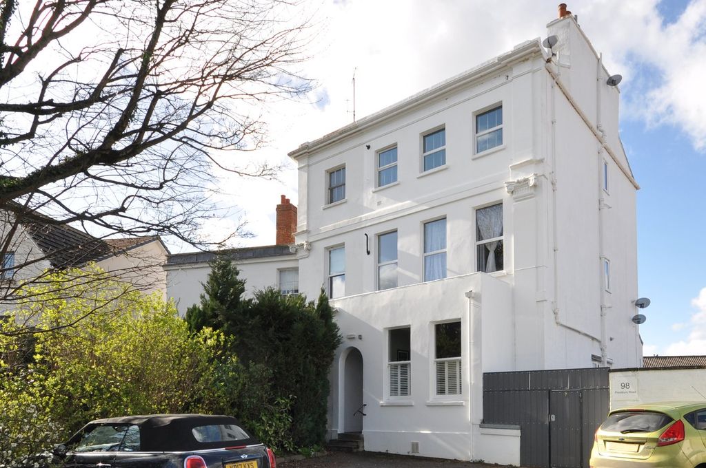 Property photo 1 of 6