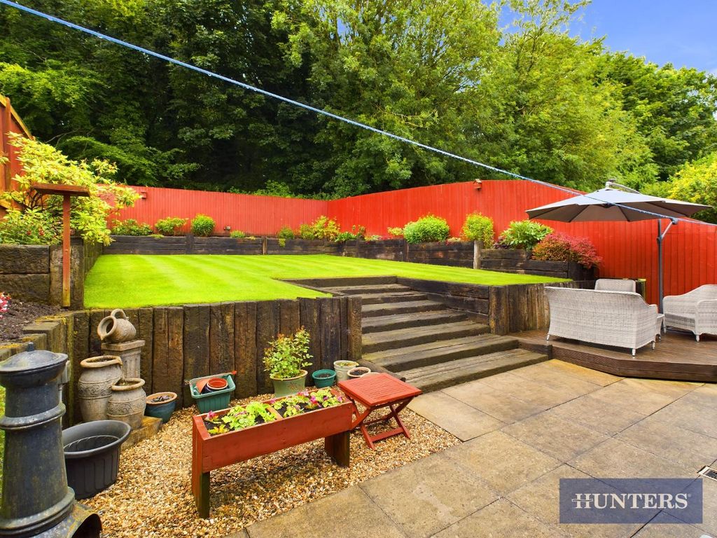 Property photo 2 of 16 Garden