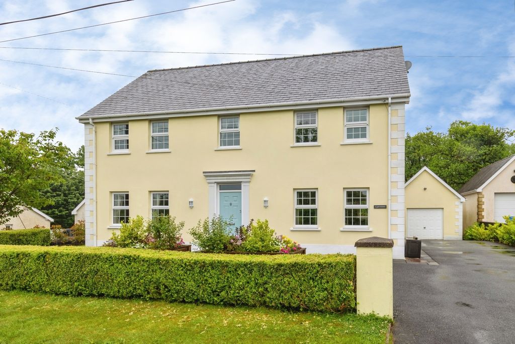 Property photo 1 of 31 Pbox-Img.Jpg