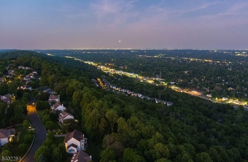 Property photo 3 of 8 <Alttext/>