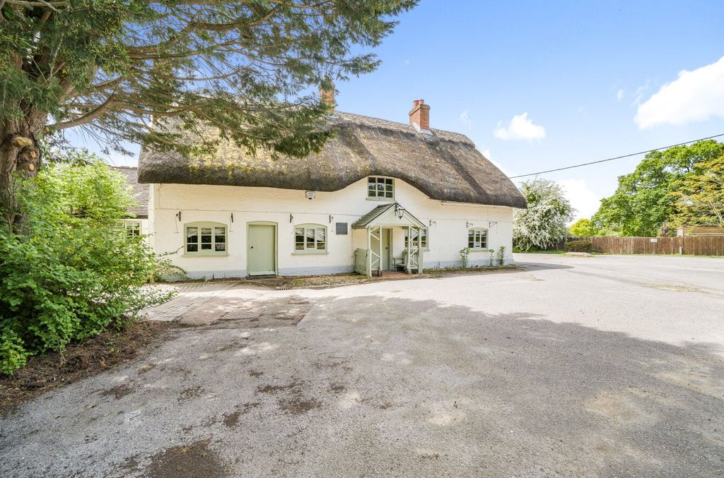 Property photo 1 of 8 987707 35.Jpg