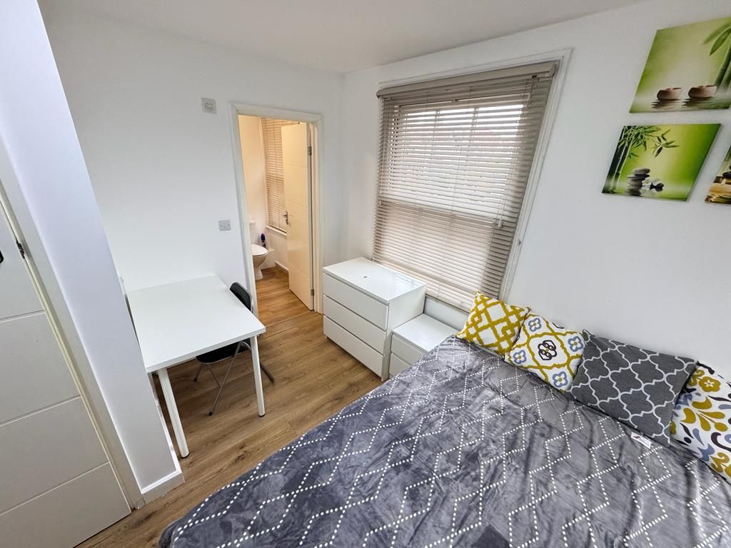 Property photo 1 of 4