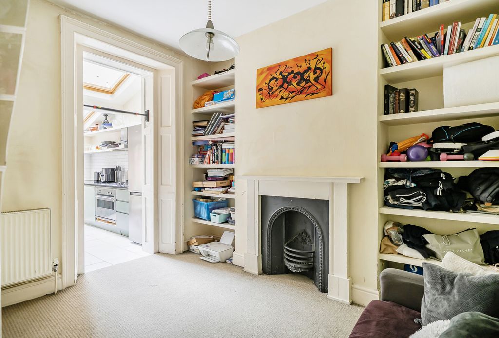 Property photo 2 of 22 1454883-8-69F8E0d...