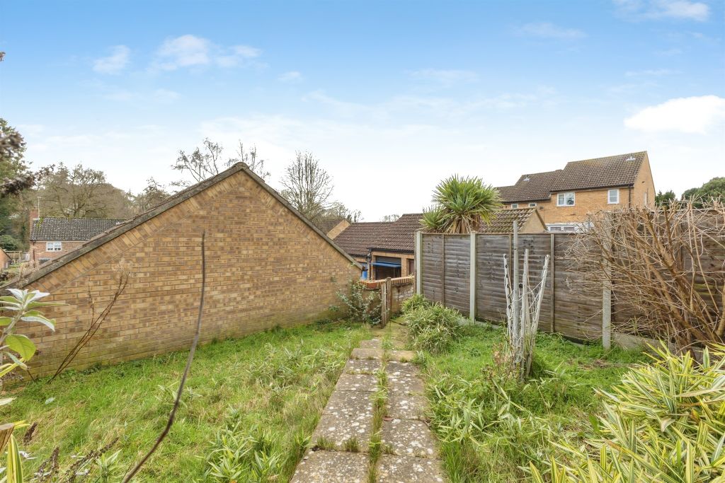 Property photo 2 of 20