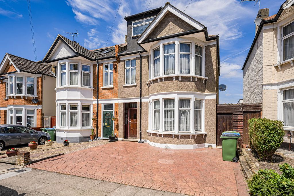 Property photo 1 of 29 Picture No. 28