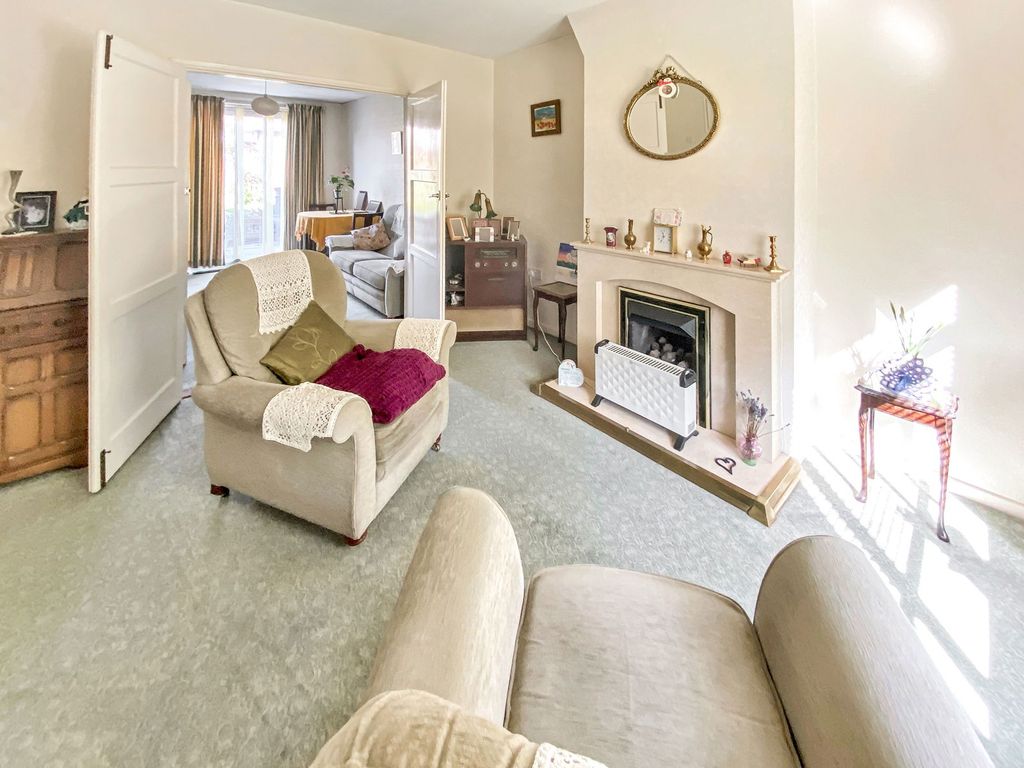Property photo 2 of 17