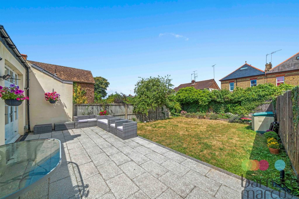 Property photo 3 of 33