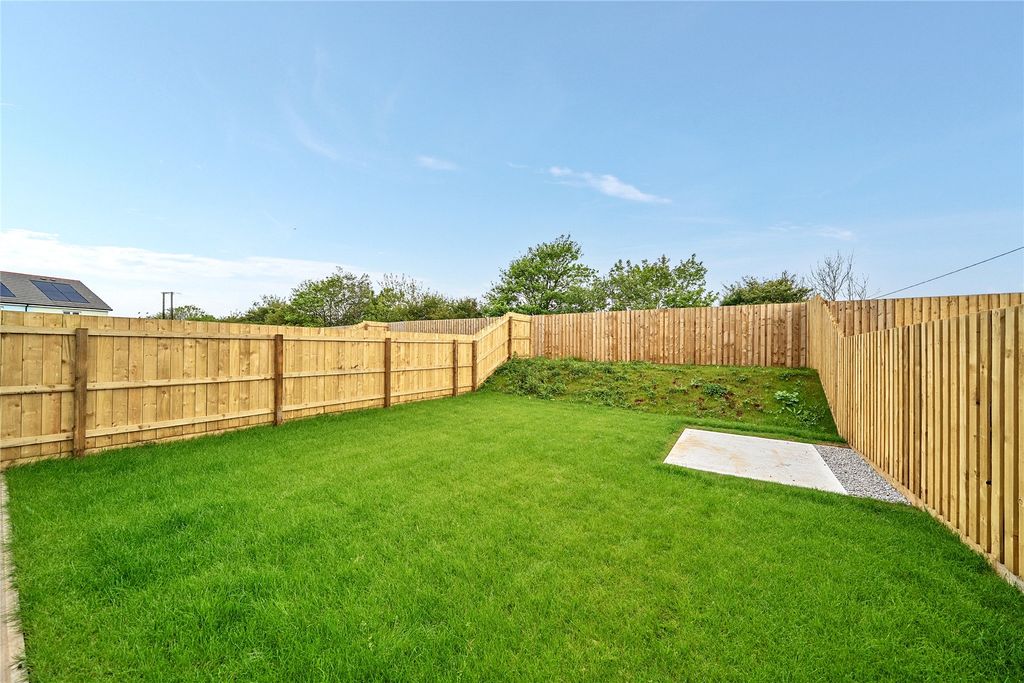 Property photo 2 of 12 Picture No. 05