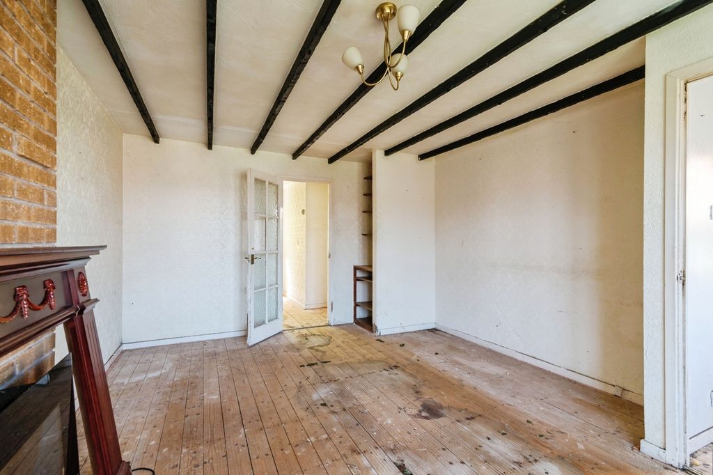 Property photo 2 of 17 Pbox-Img.Jpg